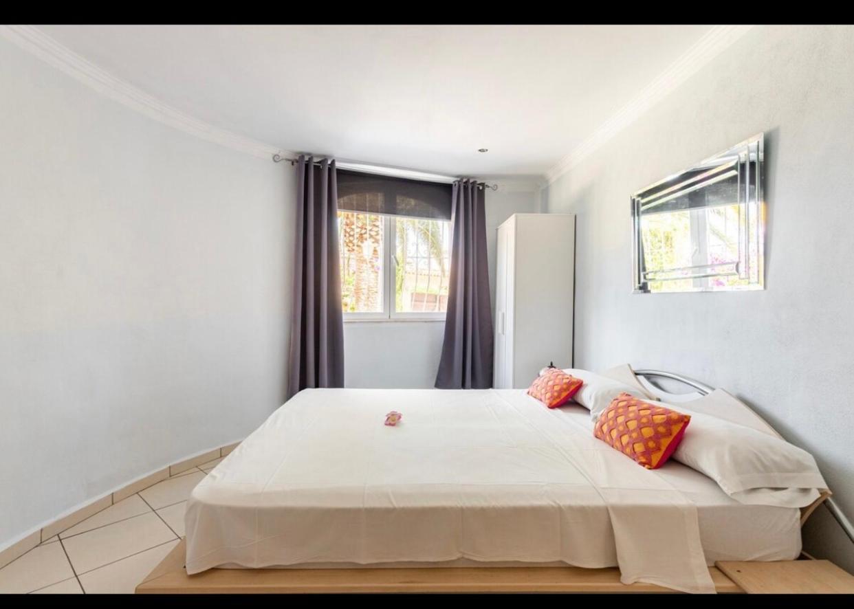 Villa Eva Asiana Guesthouse With Shared Pool Benissa Exterior foto